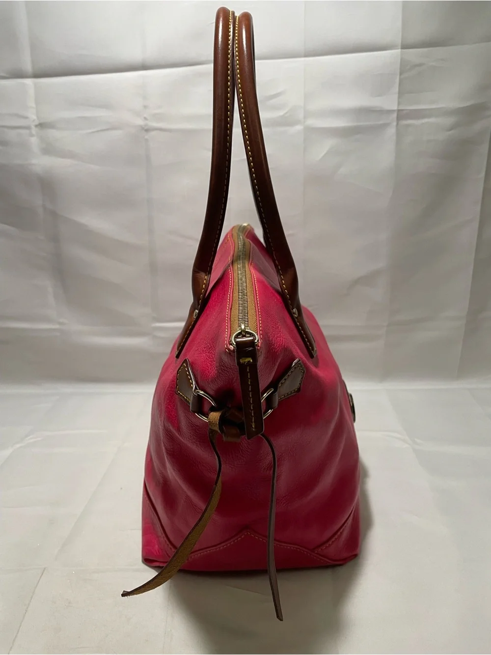 Dooney & Bourke 